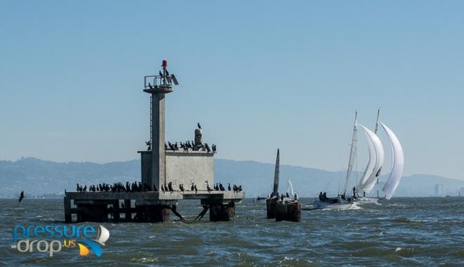 SSS 3 Bridge Fiasco at San Francisco Bay © Erik Simonson www.pressure-drop.us http://www.pressure-drop.us